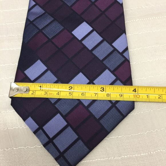 Geoffrey Beene Blue Purple Square Window Pane Pattern Classic Silk Tie - Picture 4 of 6